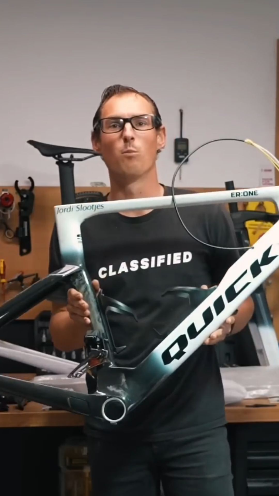 Quickpro ER:ONE con montaje completo Shimano Dura Ace