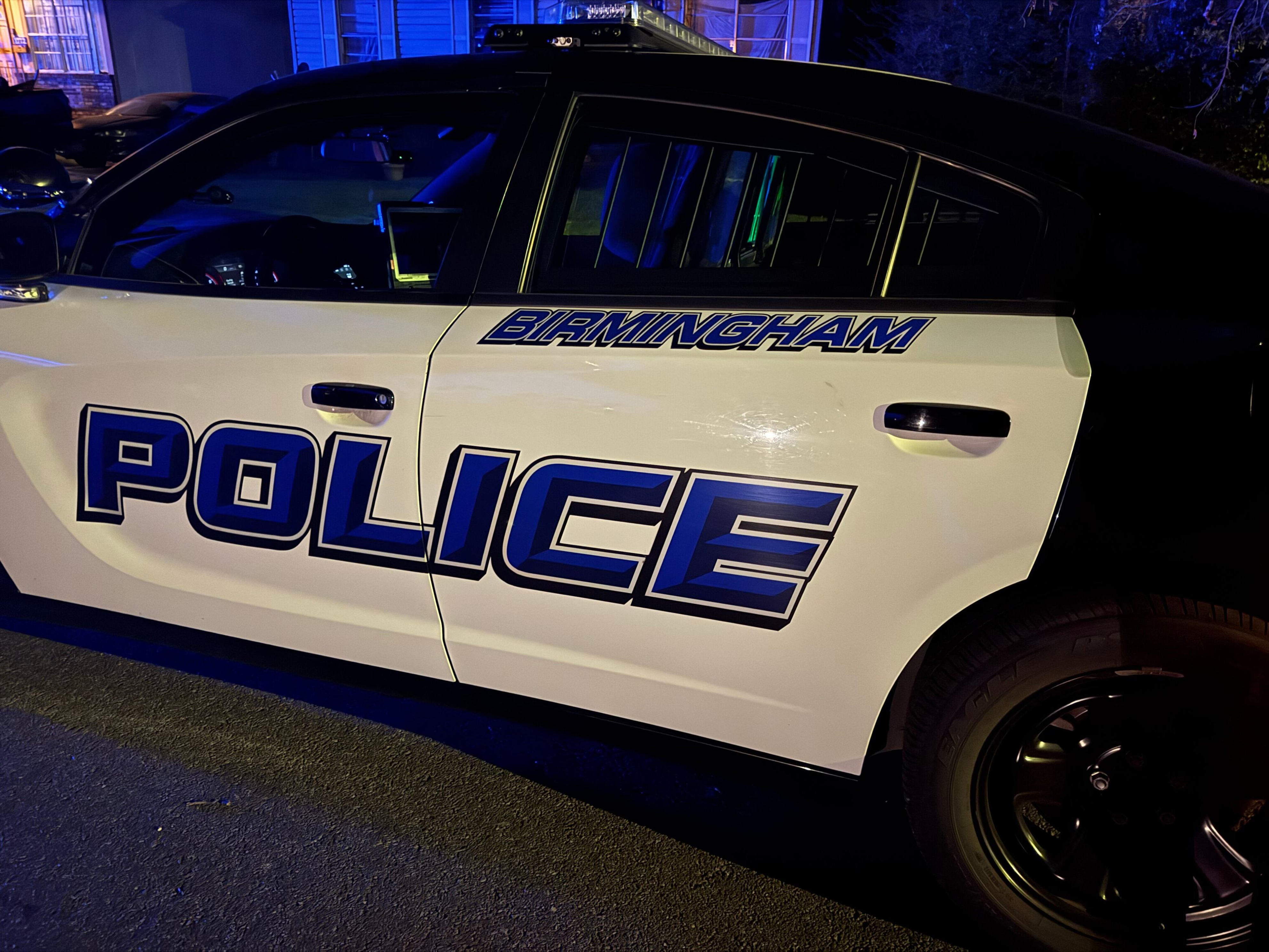 Man hit, killed while crossing Birmingham’s Valley Avenue