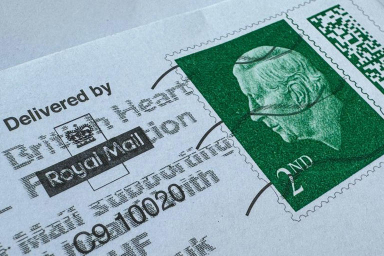 Royal Mail stamp 'rule' to avoid post delays and £1.50 fee