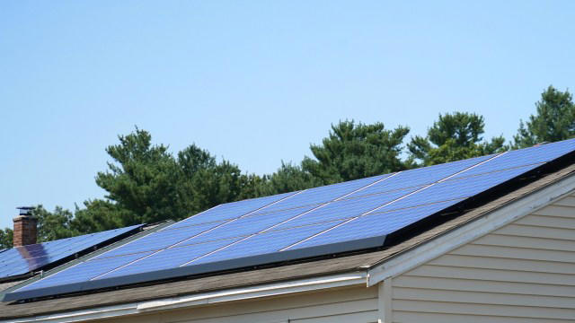 New Jersey homeowner paid upfront for 30 solar panels, says system has ...