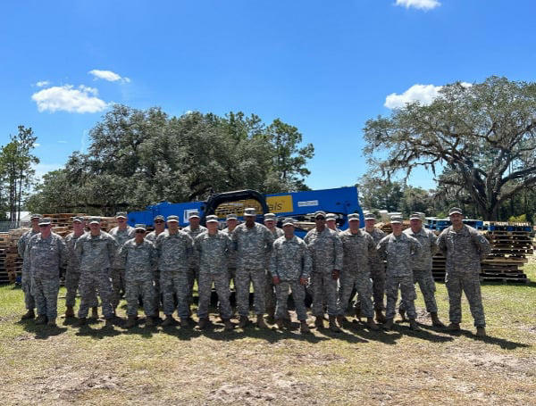 Florida mobilizes thousands of guardsmen and linemen as Hurricane ...