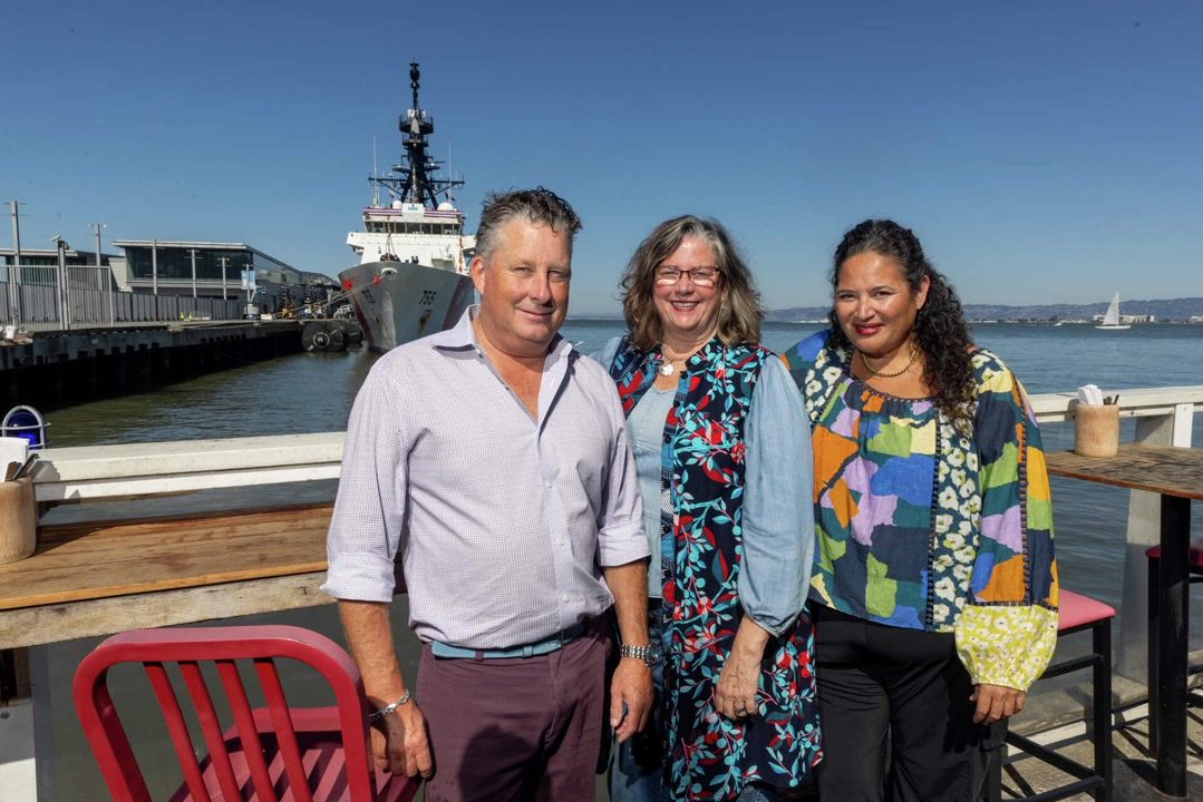 The best place to buy a sailor a drink in SF is the 40-year-old Pier 23 ...