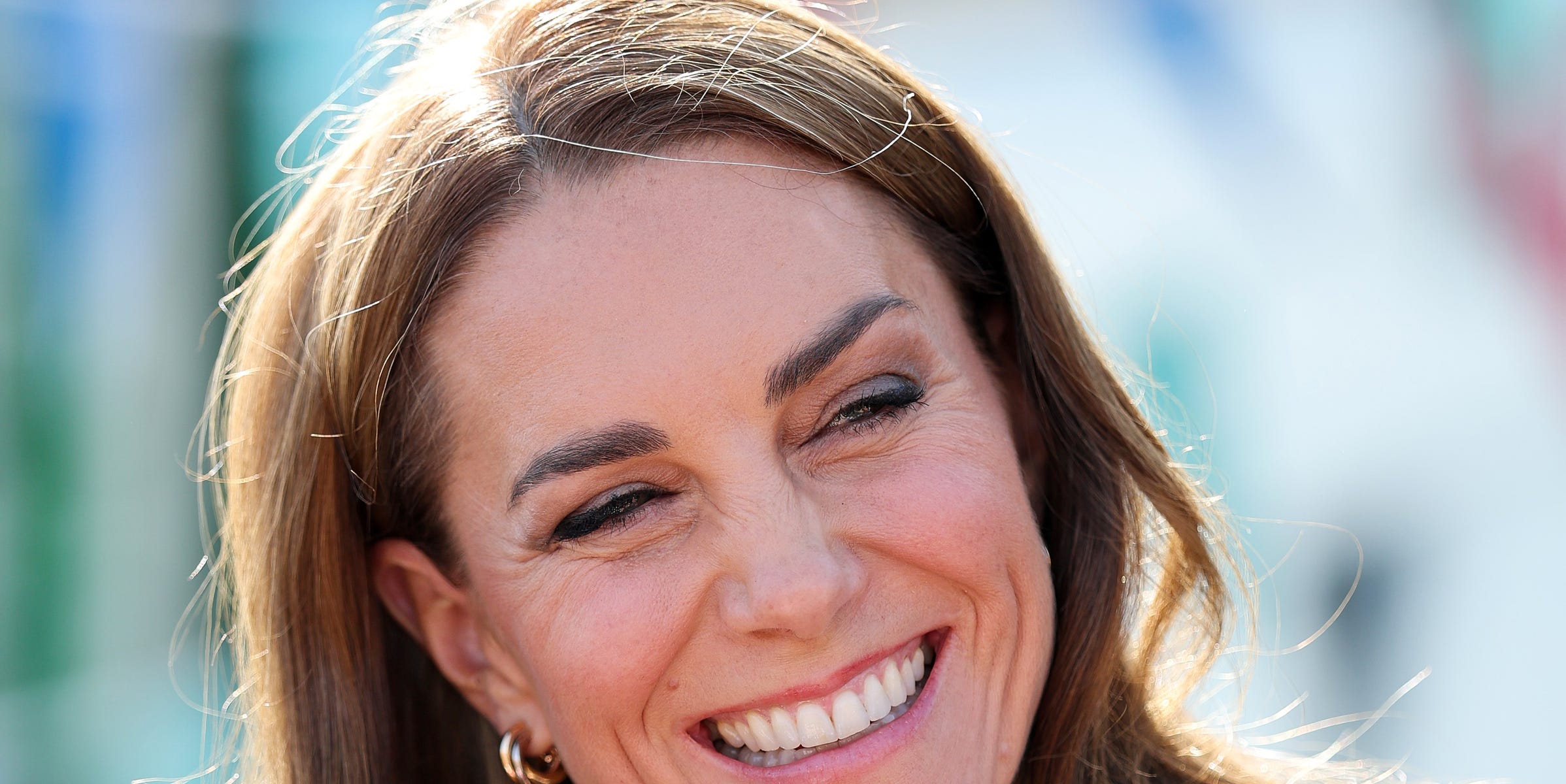 The side parting is back as autumn's most flattering trend – it adds ...