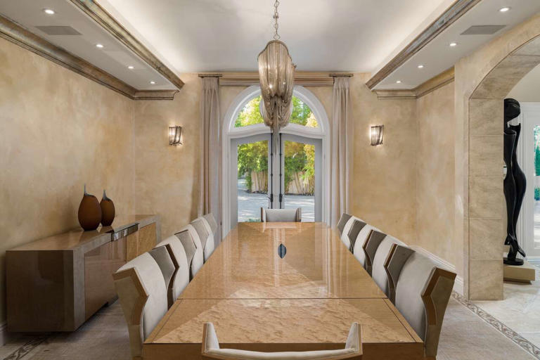 49ers legend Jerry Rice custom-built this Bay Area home on the market ...