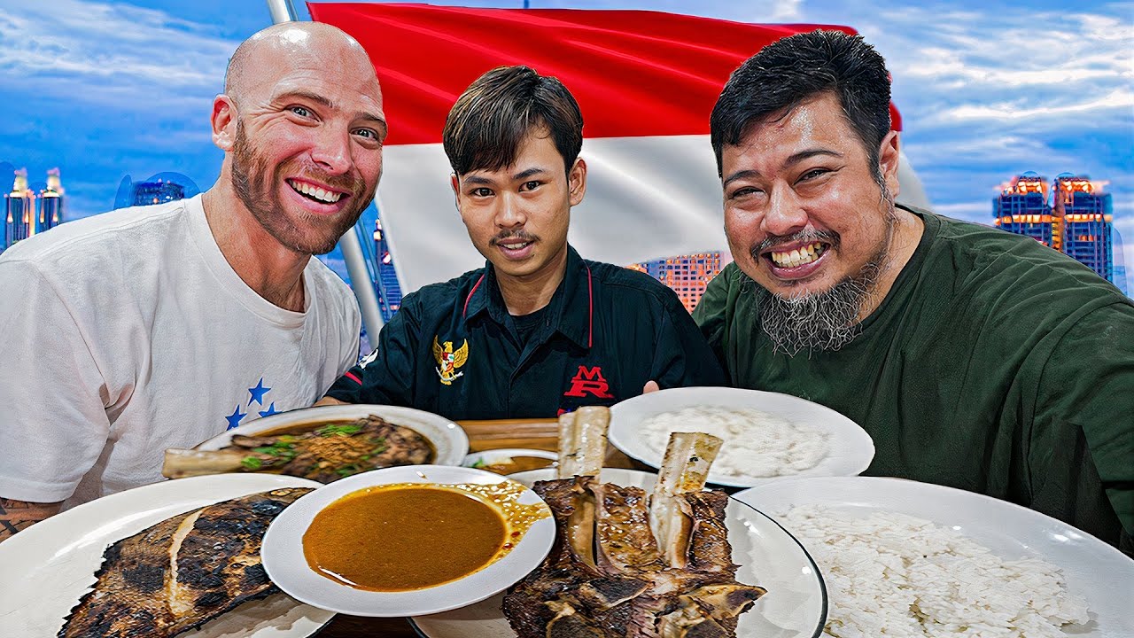 Trying Indonesian food for the first time in Jakarta