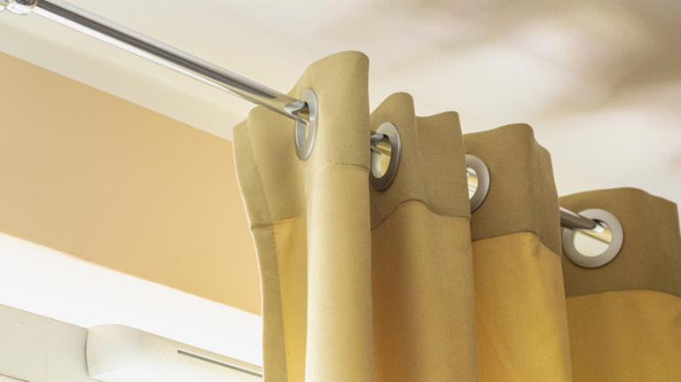 Forget traditional curtain rods: Copper pipe is a unique way to add ...