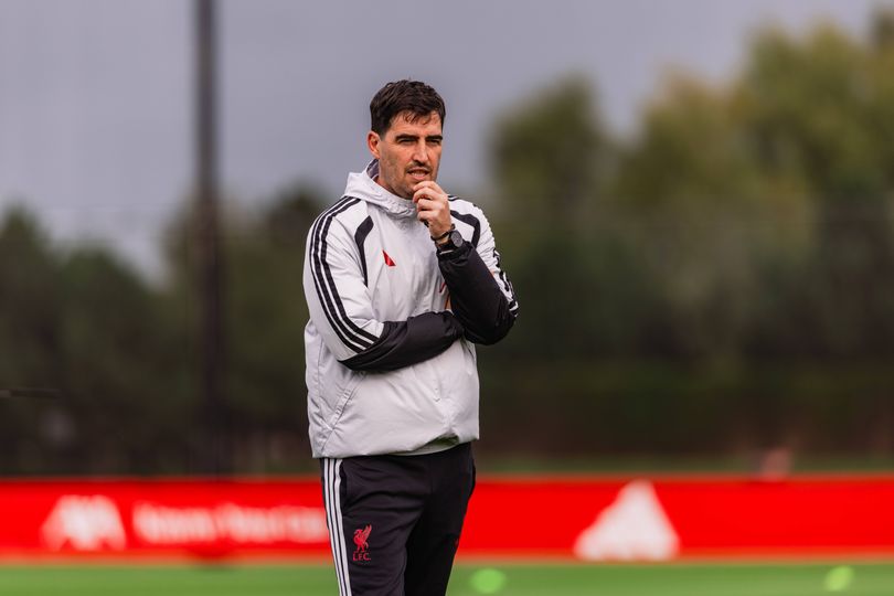 Andoni Iraola provides Alexander Isak and Cody Gakpo injury updates ...