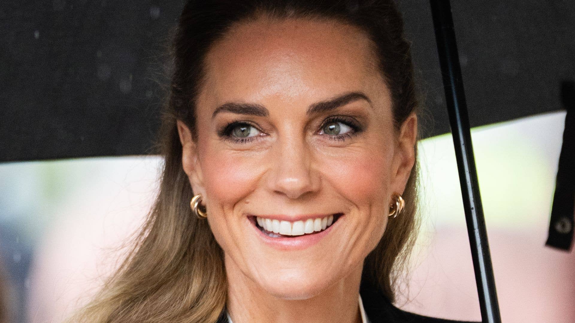 Princess Kate is the belle of Belfast wearing a never-before-seen ...