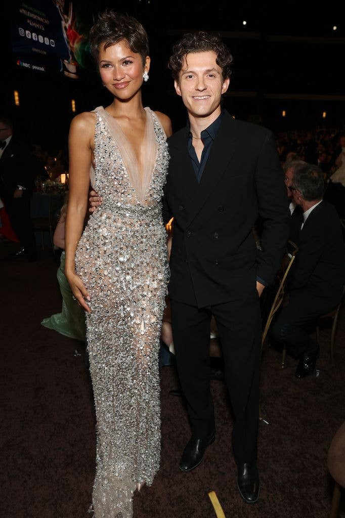 Zendaya poses in exquisite lace ensemble and curve-sculpting jeans ...