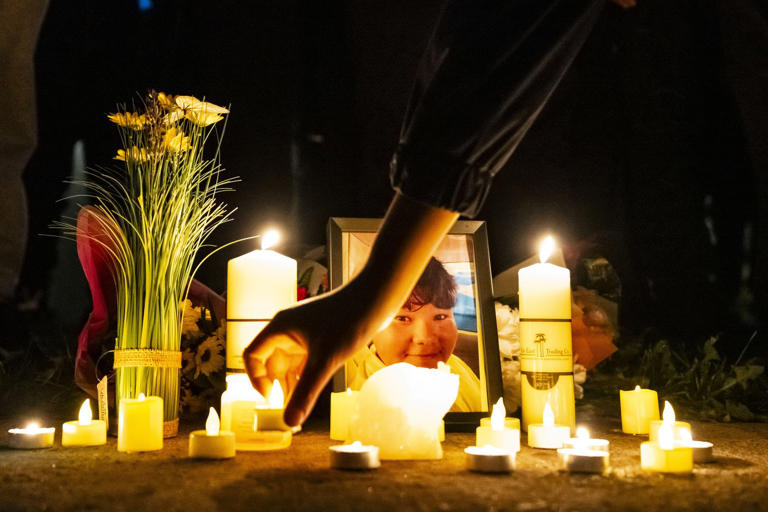 Family of Quebec teen shot dead by police to learn name of officers ...