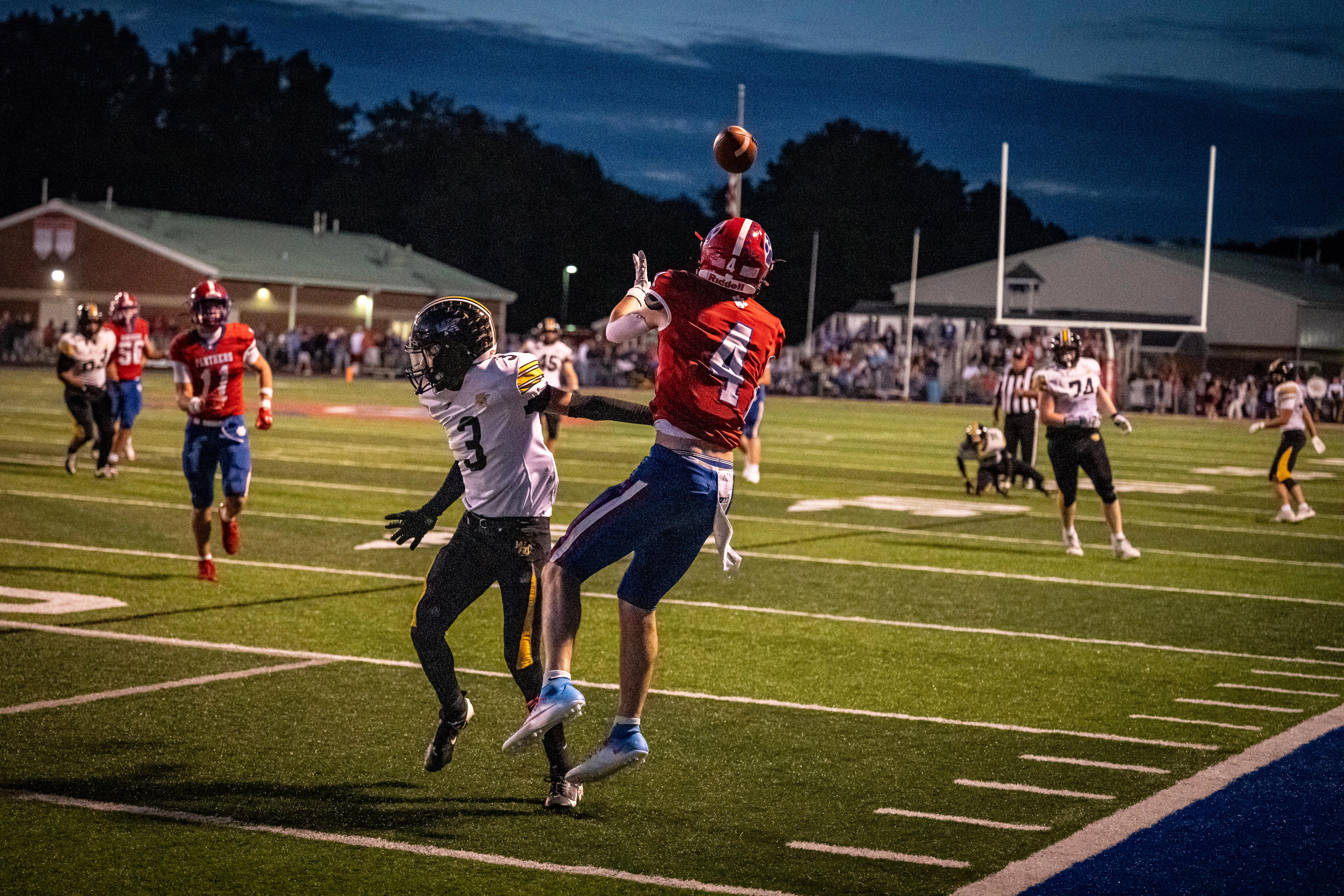 Get week 8 Licking County football score updates