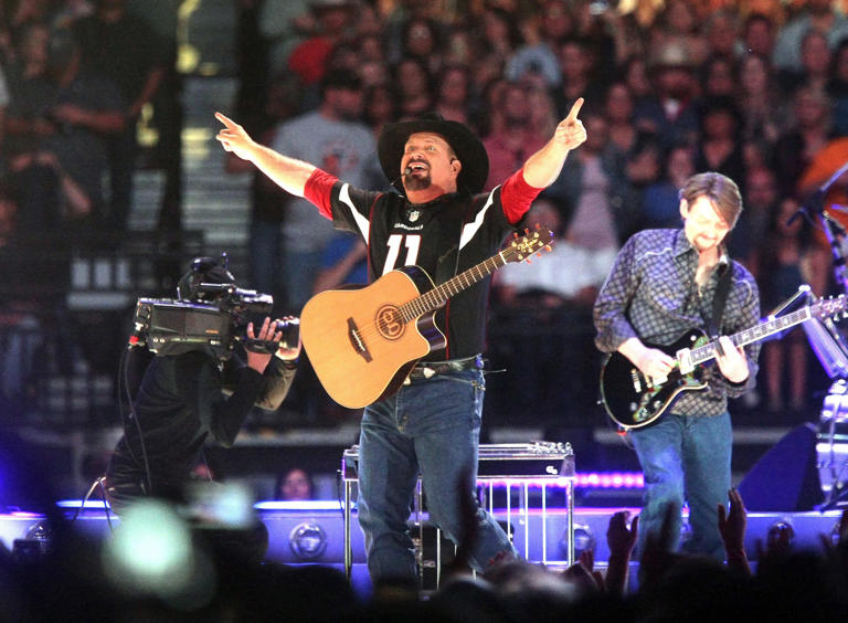 Garth Brooks plots new November dates for 2026 Blame It All on My Roots ...