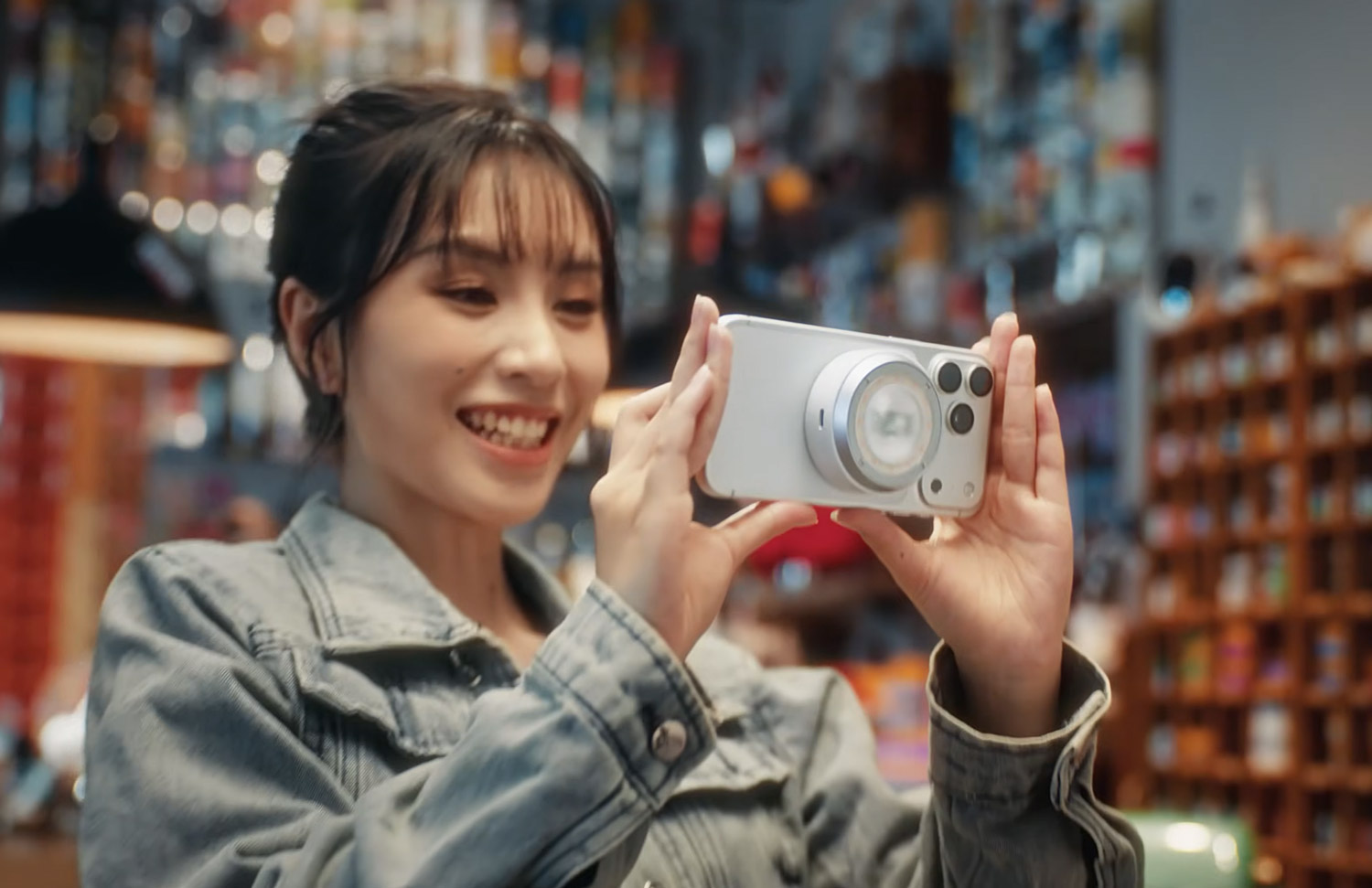 Godox wants to turn your iPhone into a pro camera with its new A2 Xenon ...
