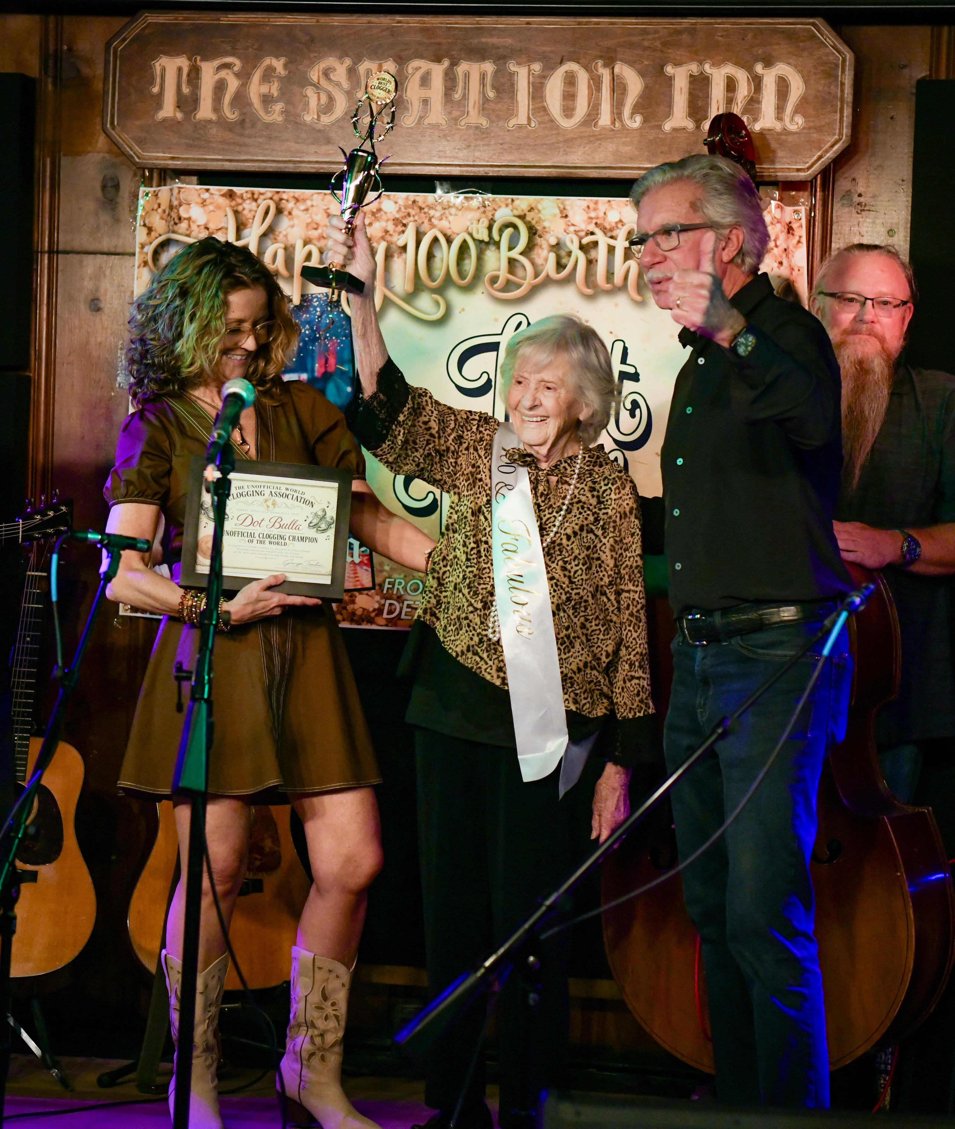 Nashville clogger celebrates 100th birthday with Station Inn dance