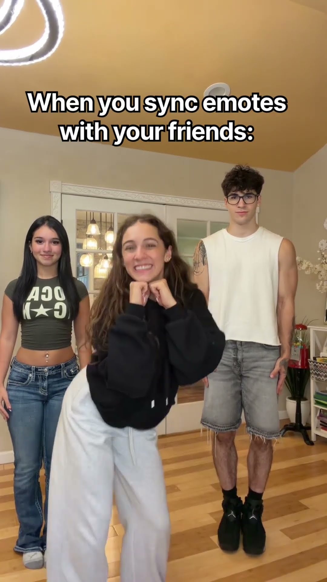 Syncing up your Roblox emotes with friends!