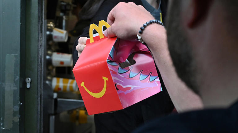 Why the McDonald's Happy Meal menu options don't include a cheeseburger ...