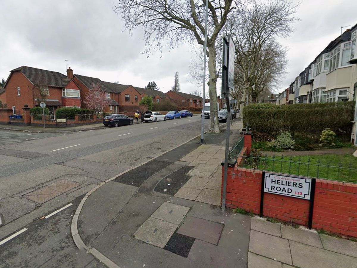 Hit and run driver left girl, 11, seriously hurt in Old Swan street