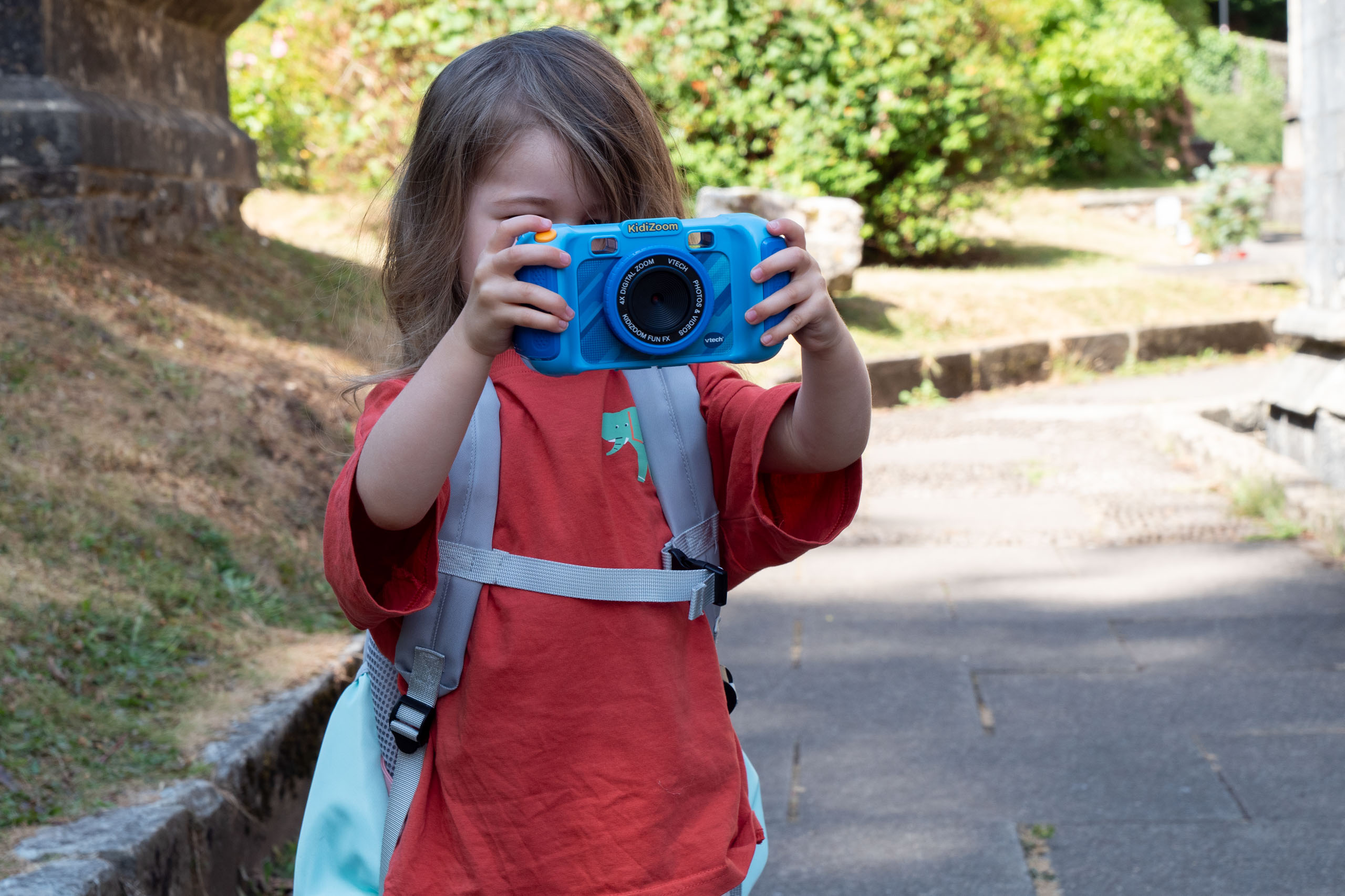 Vtech KidiZoom Fun FX camera review – my kid loves this super bright ...
