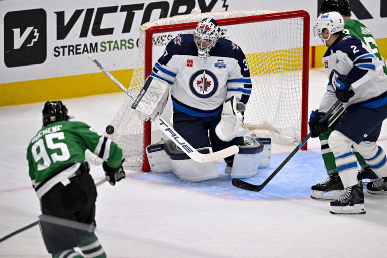 Fan-made website tracks Connor Hellebuyck’s forfeited salary