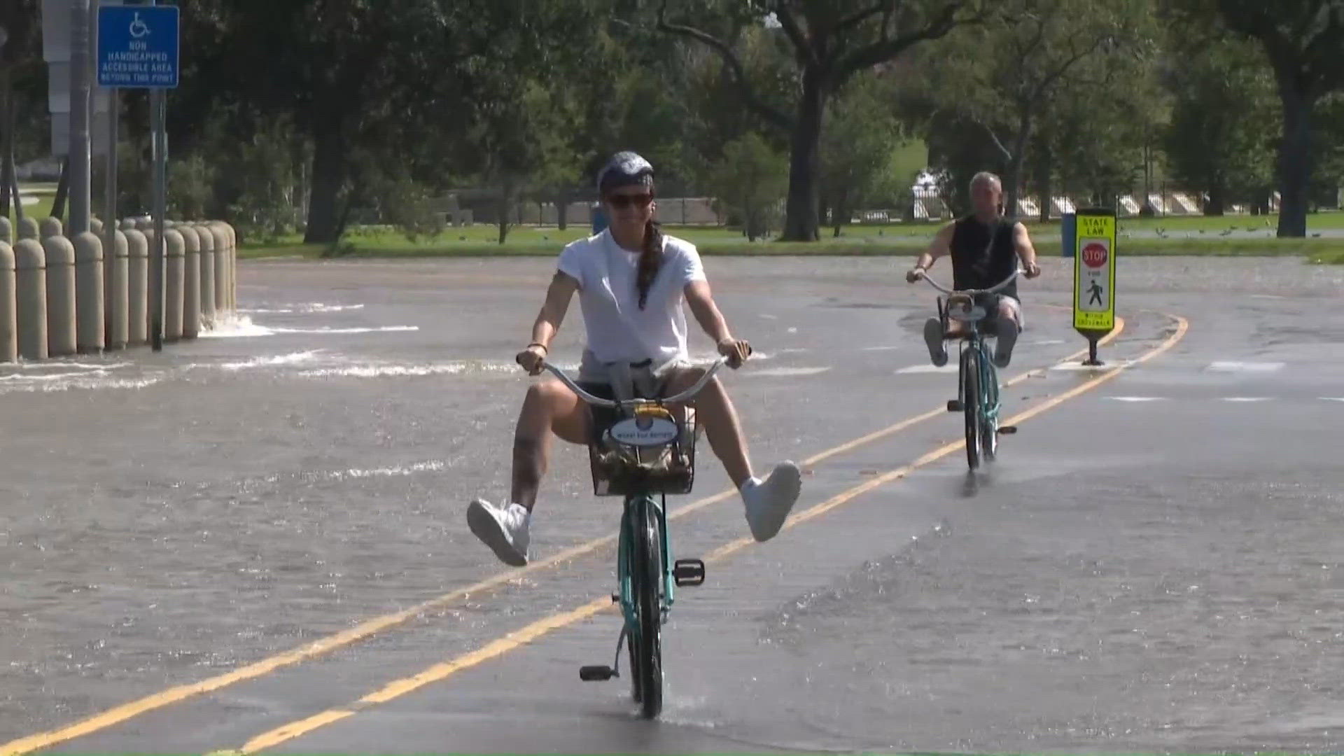 Waves crash on New Orleans lakefront as residual effect of Hurricane Isaias