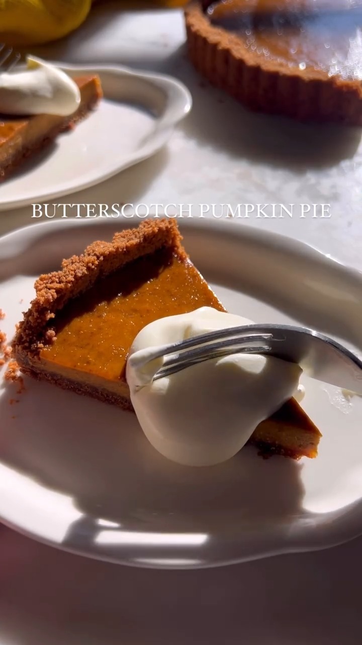 Butterscotch pumpkin pie with ginger snap crust
