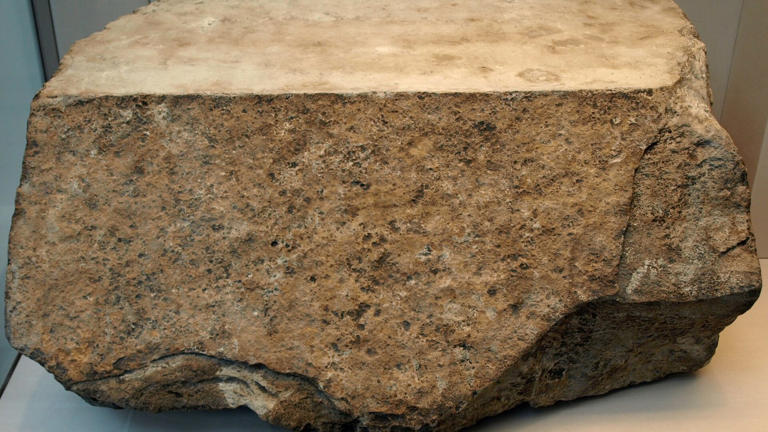 20 pyramid myths Hollywood helped spread about ancient Egypt