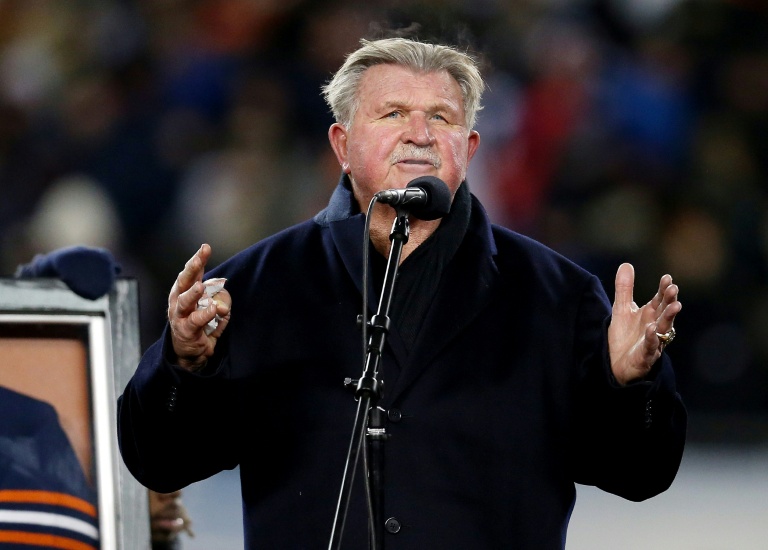 'Iron Mike' Ditka hailed as 'gold standard' NFL legend