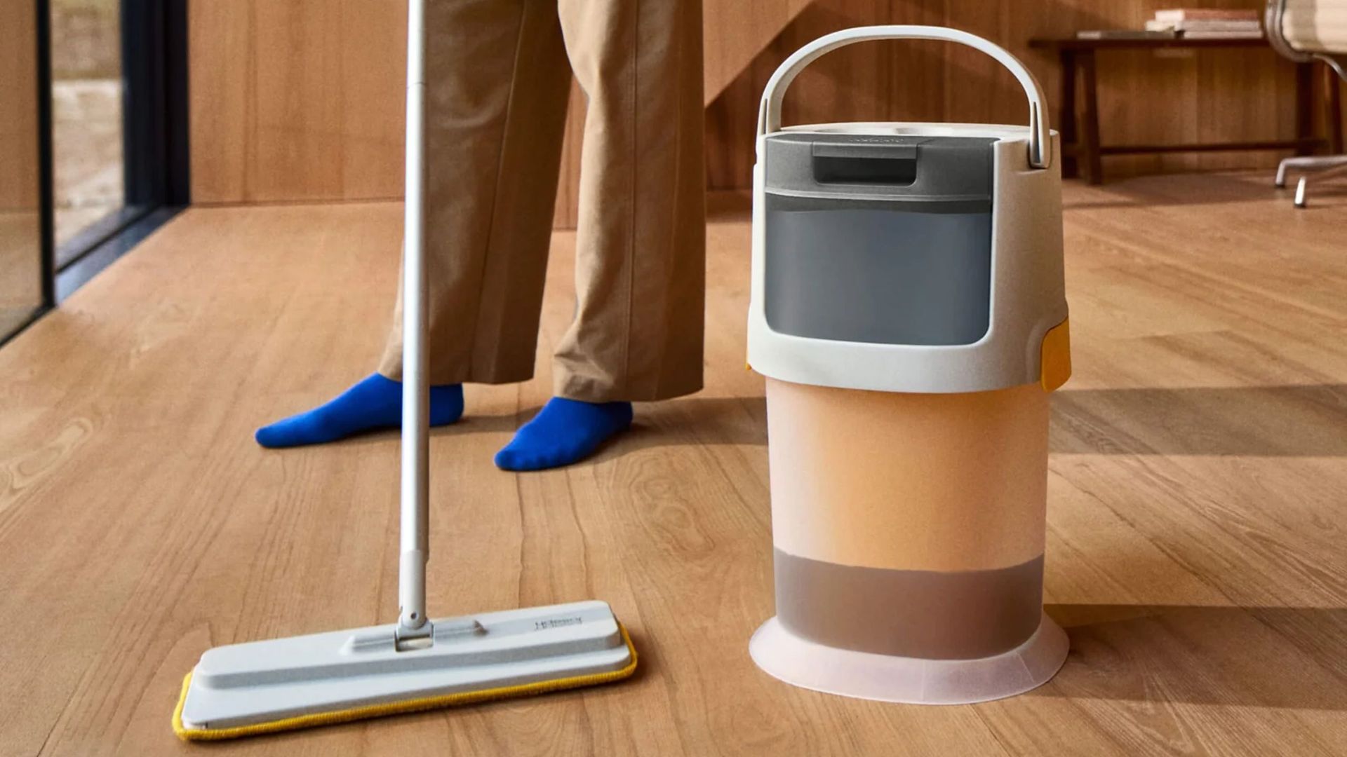 This Joseph Joseph UltraClean mop and bucket system separates dirty ...