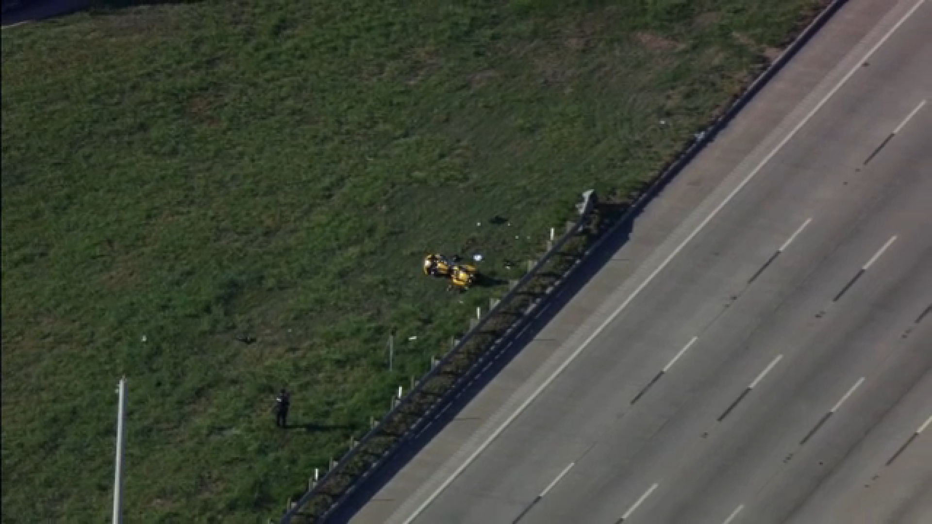 All SB mainlanes reopened after deadly crash on East Loop at Clinton ...