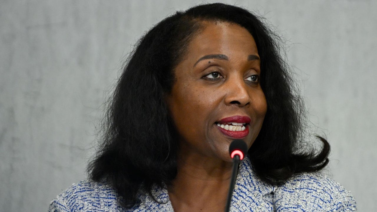 Trump launches new investigation into Fed Gov. Lisa Cook