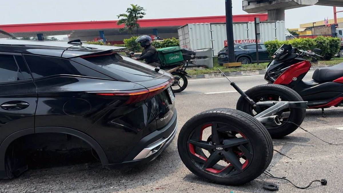 Kembali Memakan Korban Citra: As Roda Belakang SUV Chery Lepas di Jalan ...