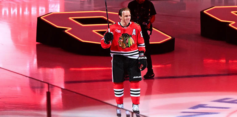 Sights and sounds from the Blackhawks home opener (Patrick Kane’s return)