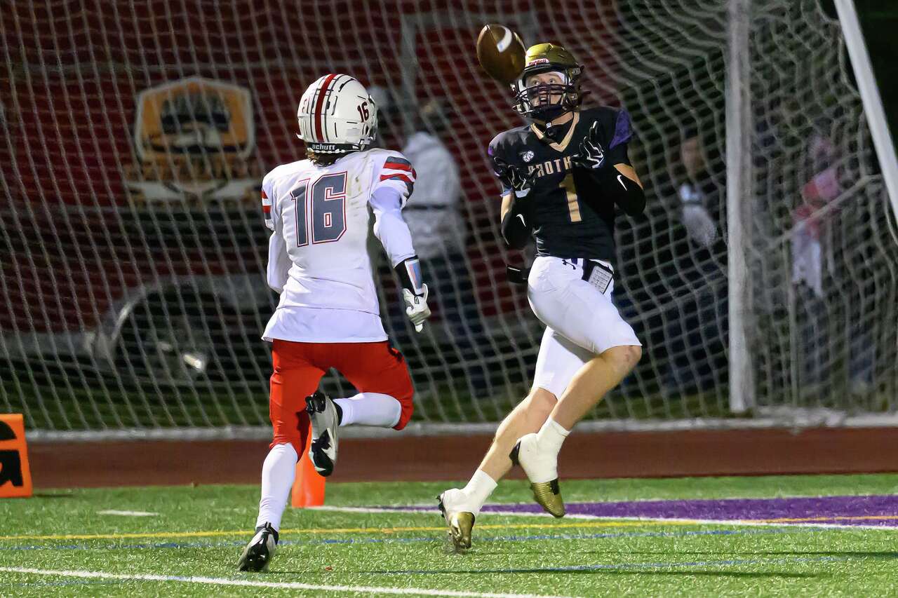 Christian Brothers Academy football rolls to another lopsided victory