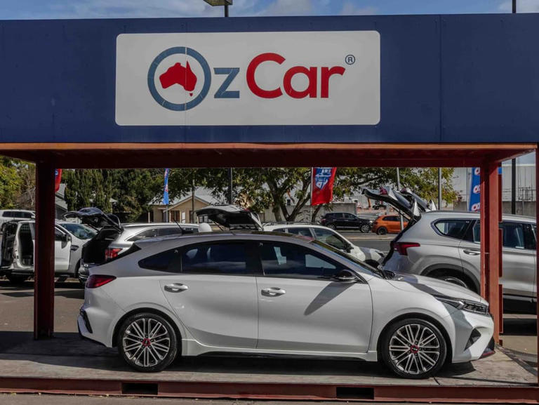 Used car giant collapses, 90 workers sacked