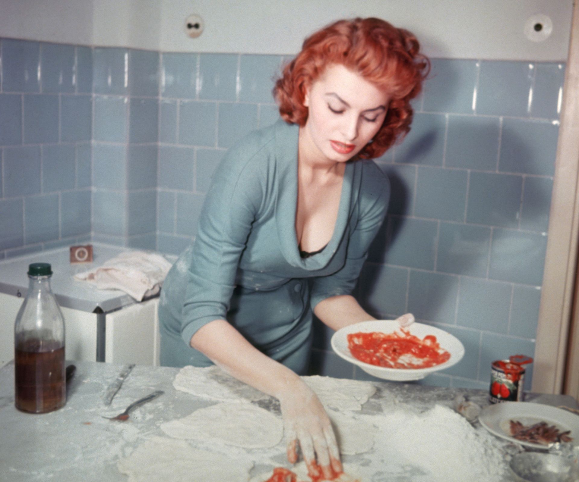 Sophia Loren’s 1965 powder-blue kitchen is a vintage masterclass ...