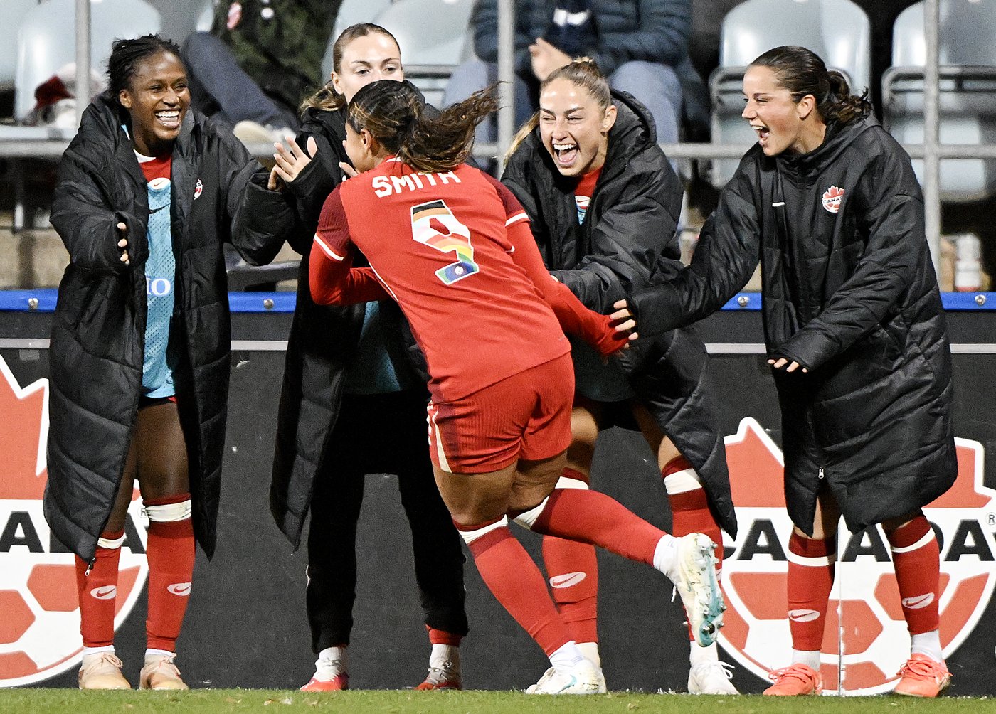 Smith scores late equalizer as Canada salvages 1-1 draw with Denmark