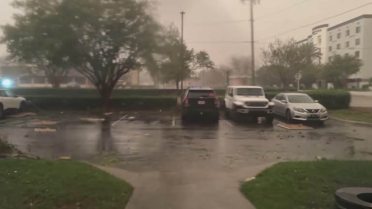 Isaias weakens after Florida landfall, but flood threat remains