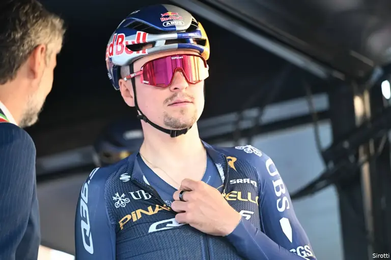 Cycling on TV: How to watch the Tour of Lombardy with English ...