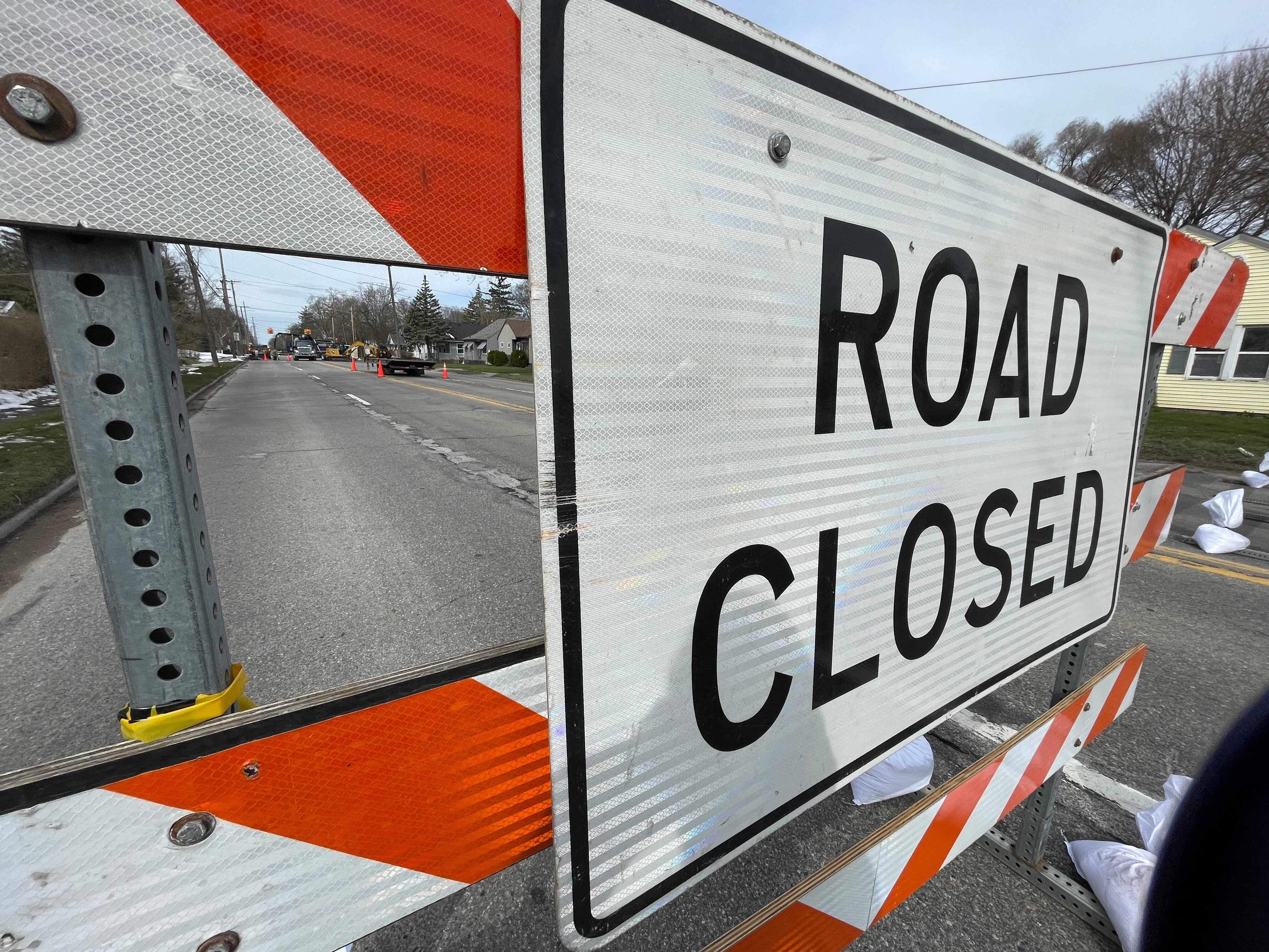 Coffee County closes roads and bridges as conditions worsen during Isaias