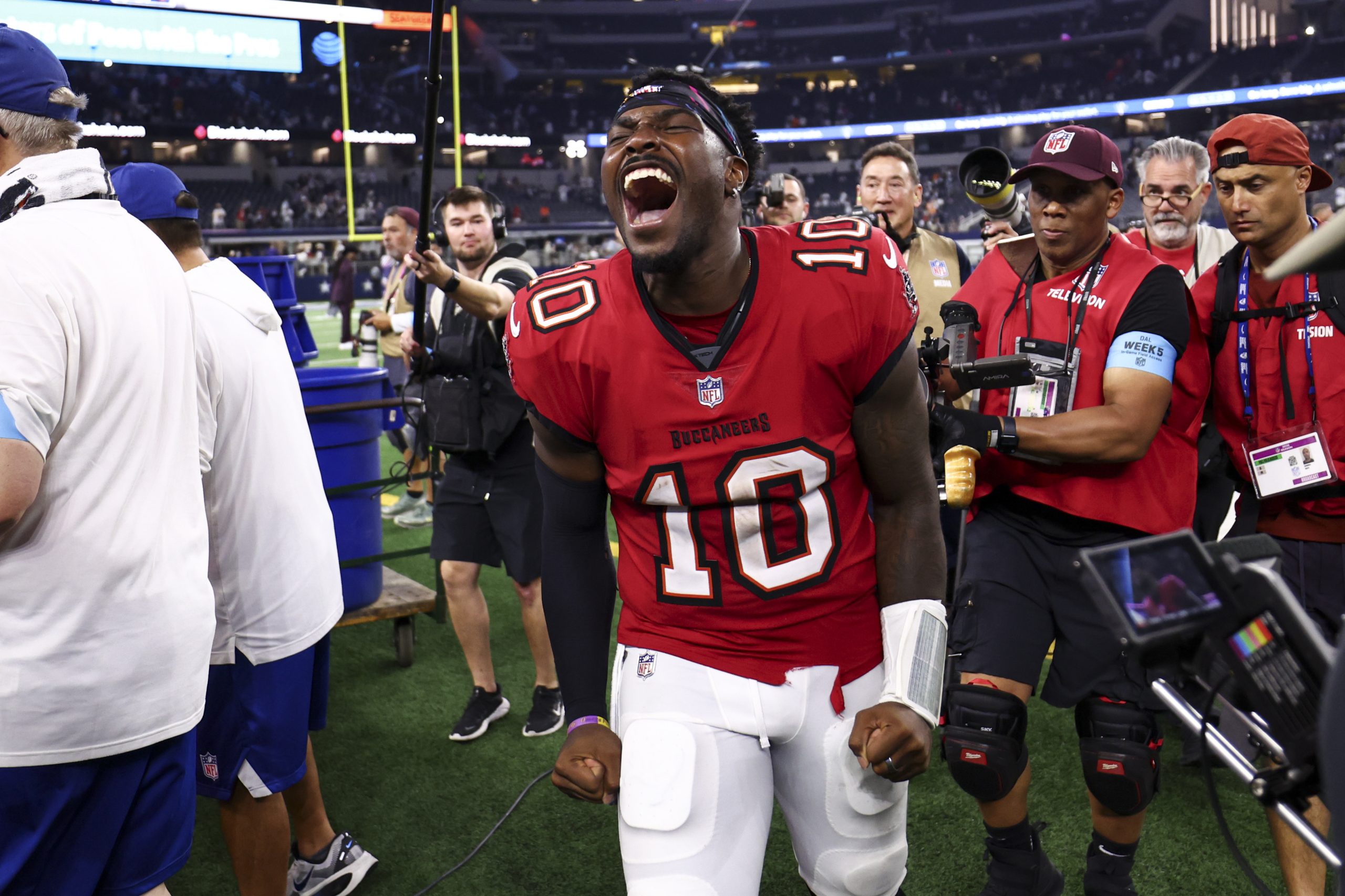 Todd Bowles shows why he deserves chance to resurrect the Buccaneers ...