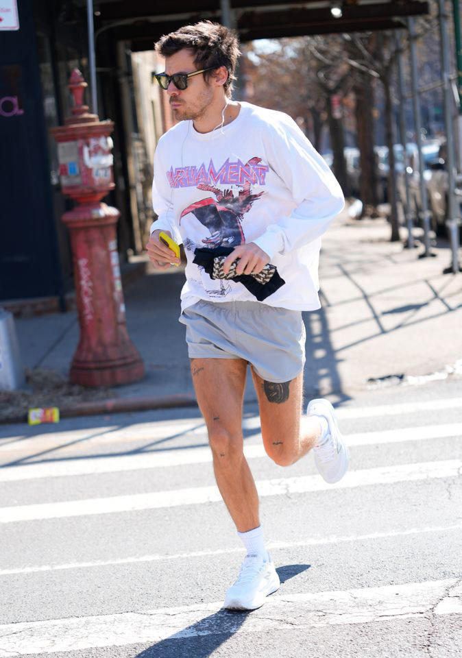 Harry Styles thanks an ex-girlfriend for helping him overcome this fear ...