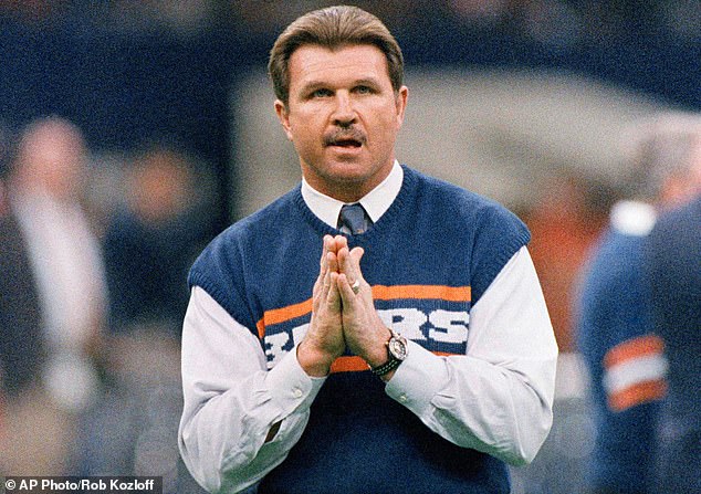 Bears coach Ben Johnson pays emotional tribute to Mike Ditka after ...