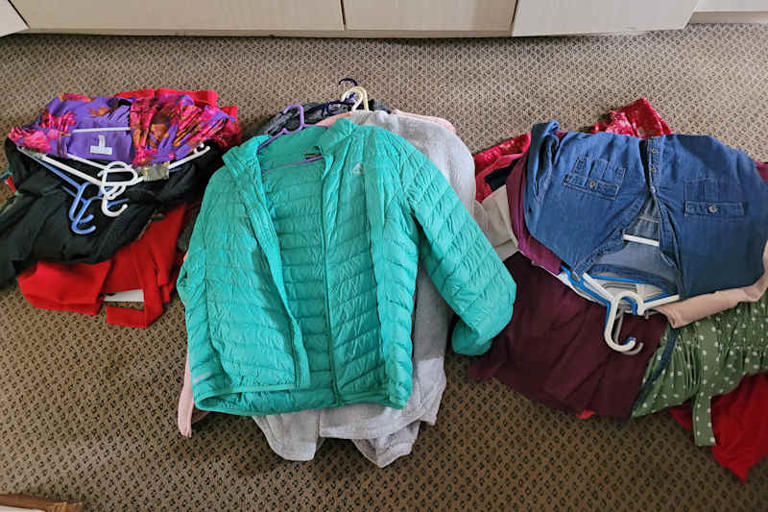 I used the one touch rule to declutter my closet and got rid of 47 items