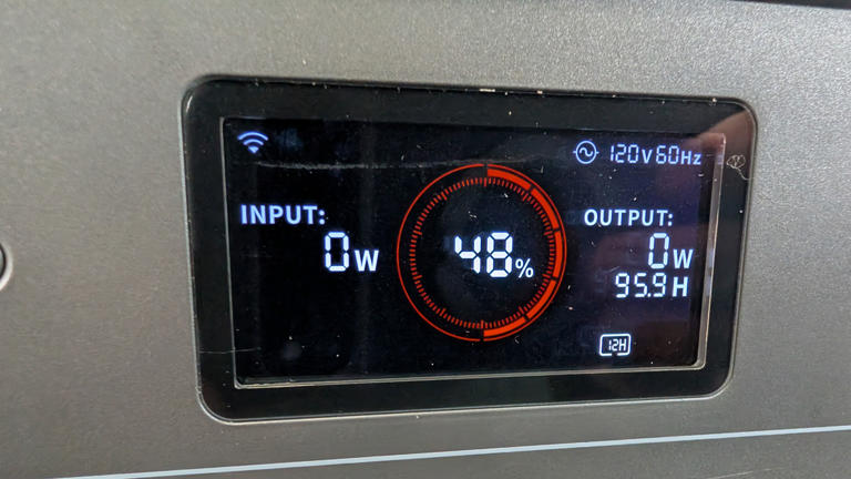 Jackery HomePower 2000 Plus v2 review: Smart home backup with plug-and ...
