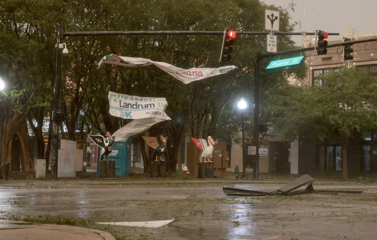 Hurricane Isaias live track as storm makes landfall on Florida Panhandle