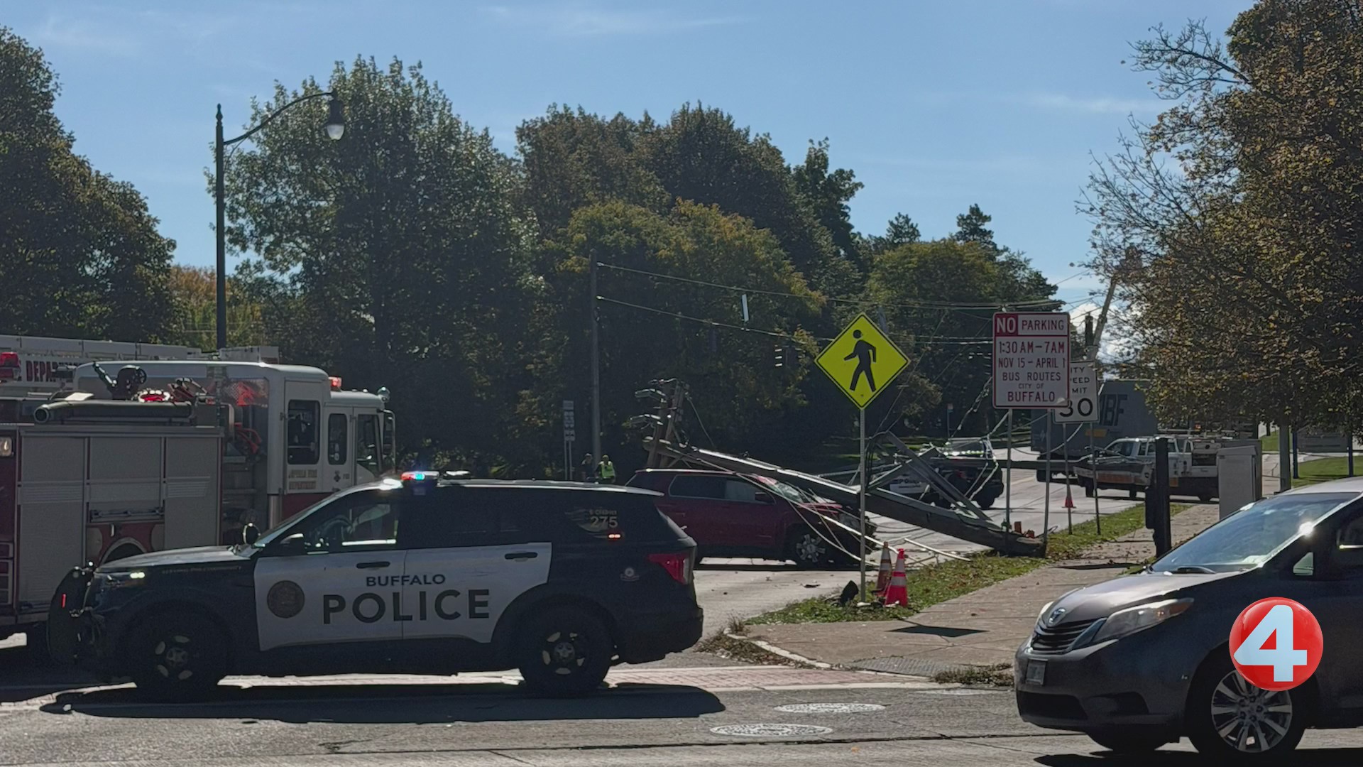 Crash closes Bailey Avenue, brings down power line
