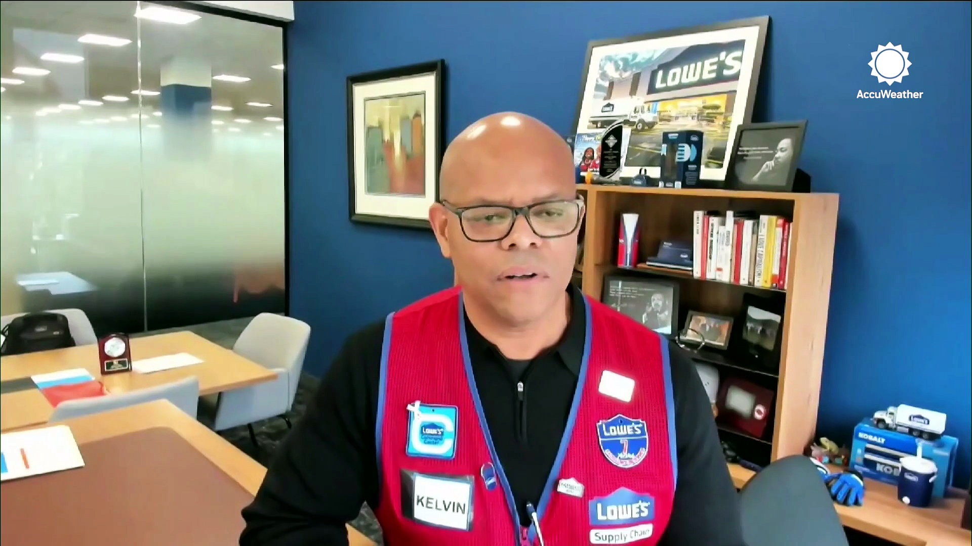 Lowe's shares generator safety tips ahead of storm landfall