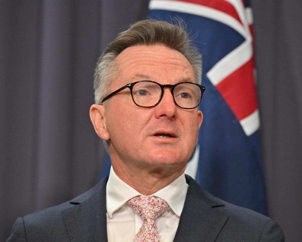 Australia does not need or want Russian fuel, Chris Bowen says, after Trump deal to buy diesel from Putin