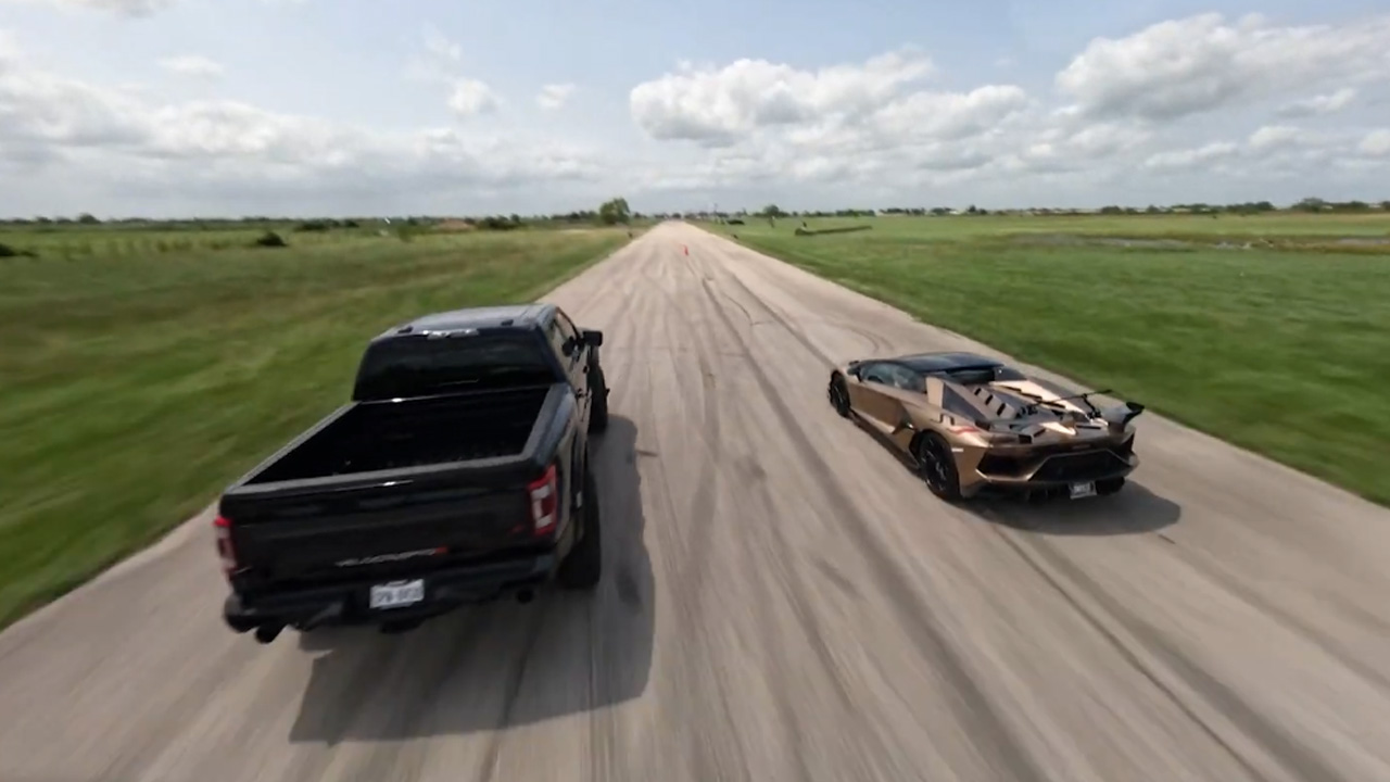 Can a Hennessey Raptor R beat a Lamborghini Aventador SVJ?