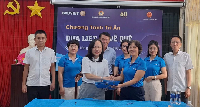 Quảng Trị và Bảo Việt hỗ trợ người thân đưa hài cốt liệt sĩ về quê